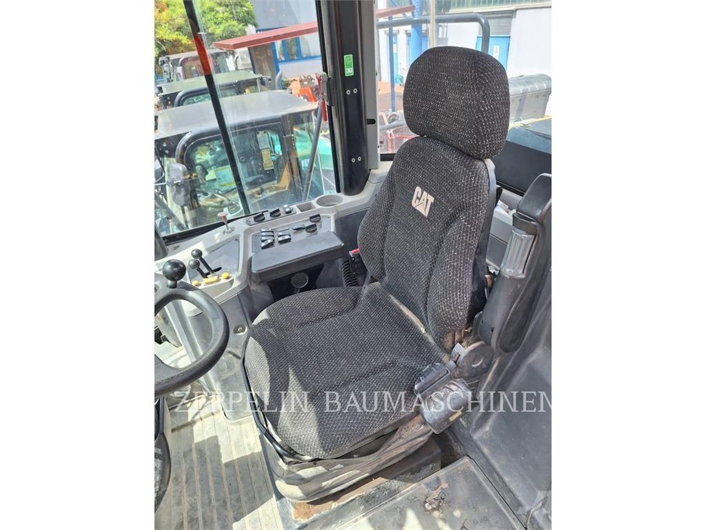 CAT 950GC Pyöräkuormaajat
