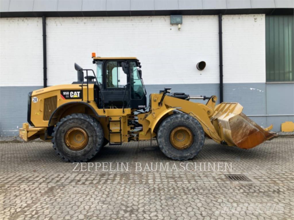 CAT 950GC Pyöräkuormaajat