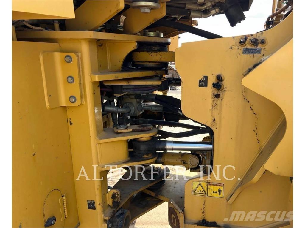 CAT 950GC Pyöräkuormaajat