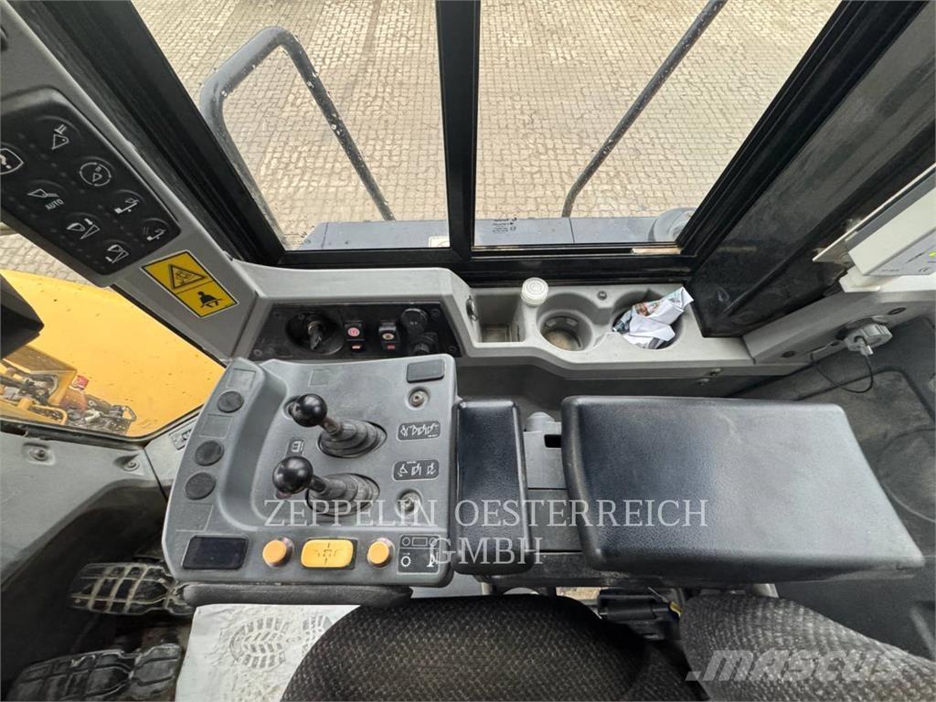 CAT 950K Pyöräkuormaajat