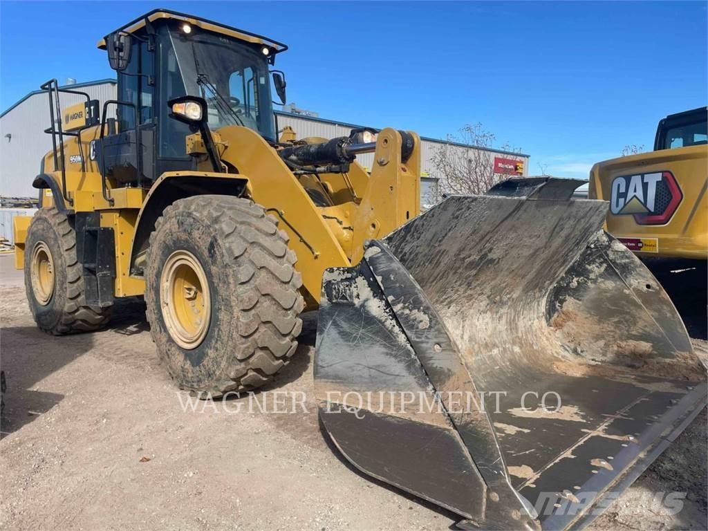 CAT 950M Pyöräkuormaajat