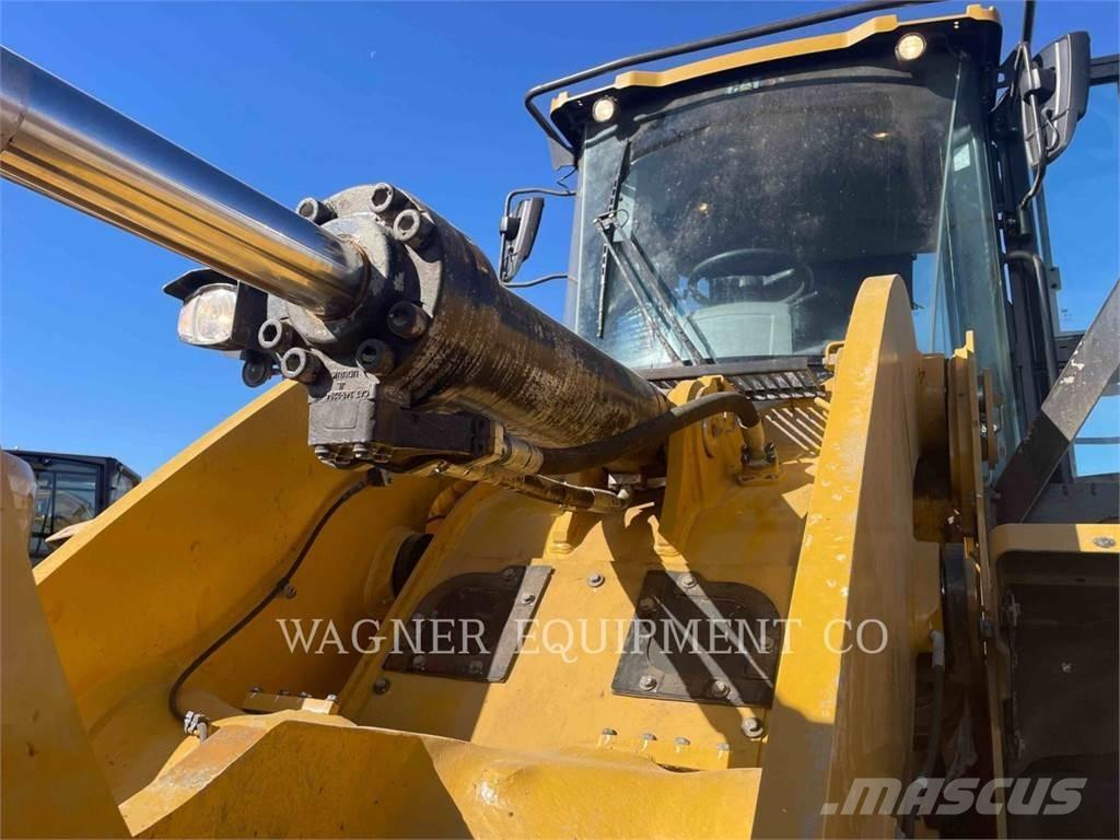 CAT 950M Pyöräkuormaajat
