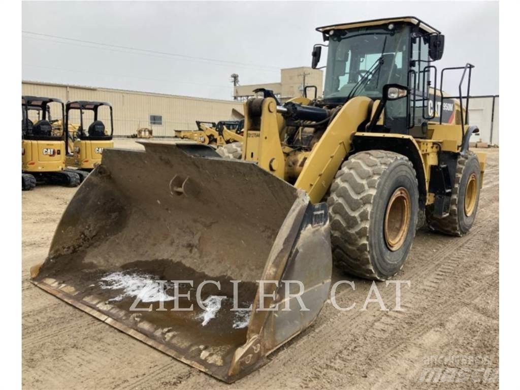 CAT 950M Pyöräkuormaajat