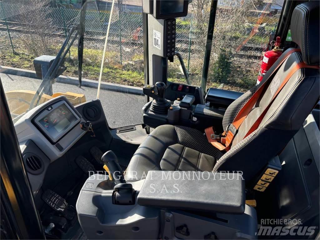 CAT 950M Pyöräkuormaajat