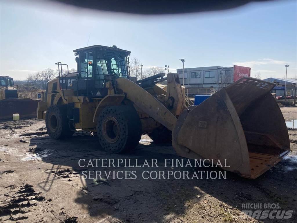 CAT 950M Pyöräkuormaajat