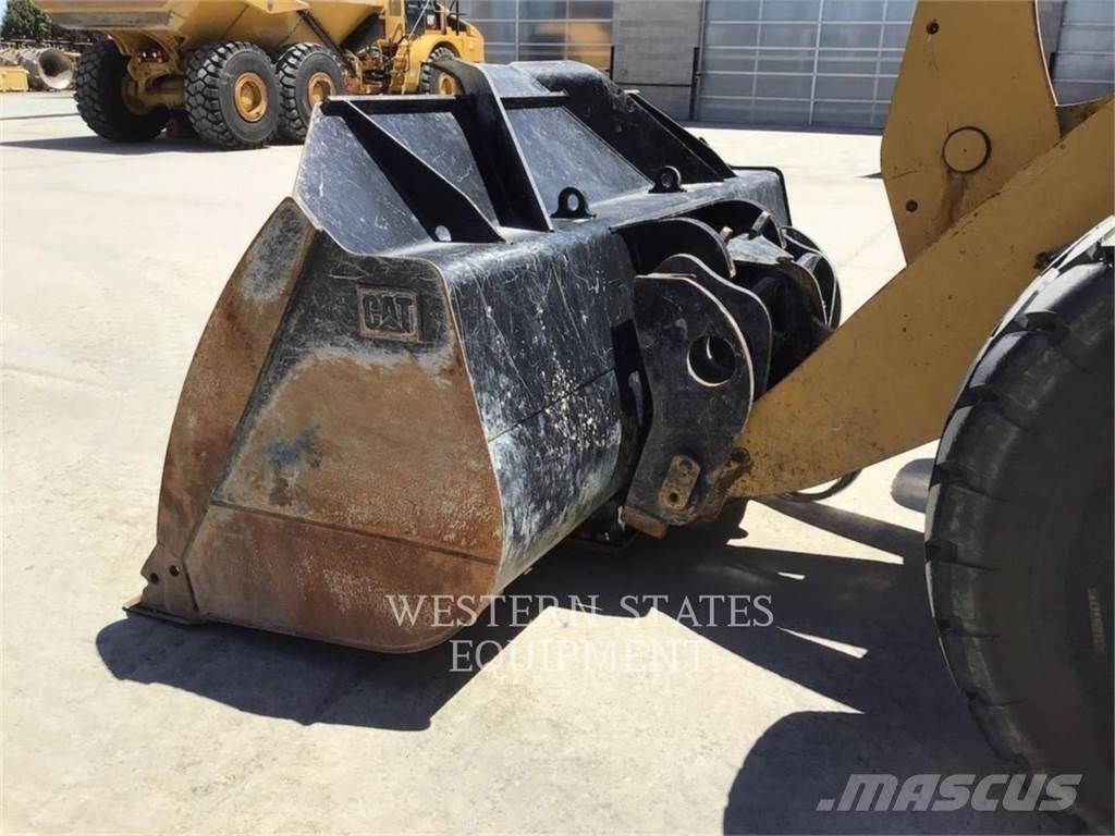CAT 950M Pyöräkuormaajat