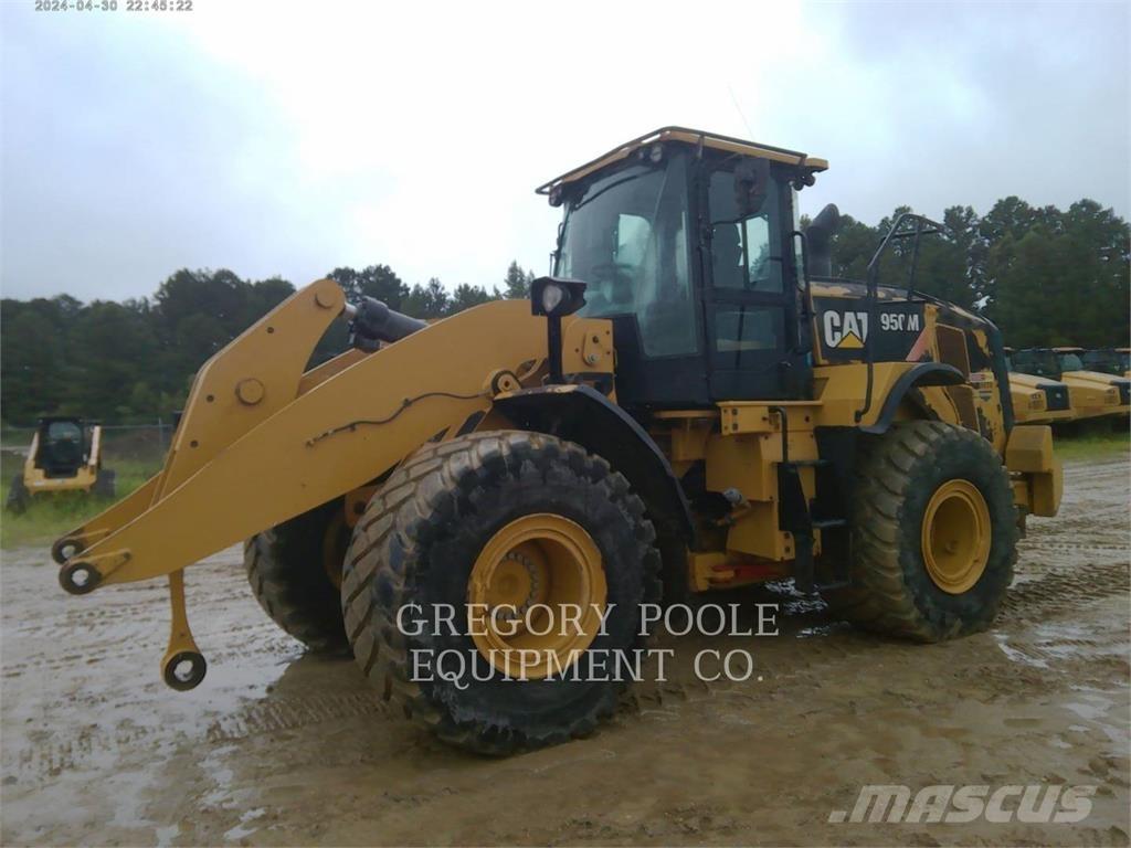 CAT 950M Pyöräkuormaajat