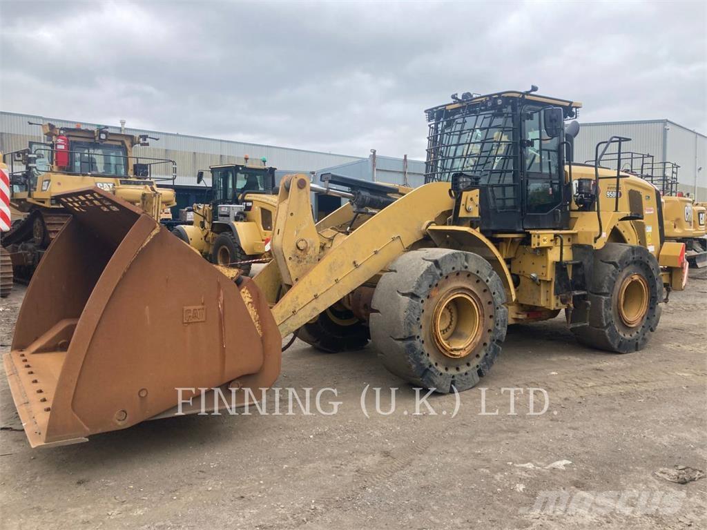 CAT 950M Pyöräkuormaajat