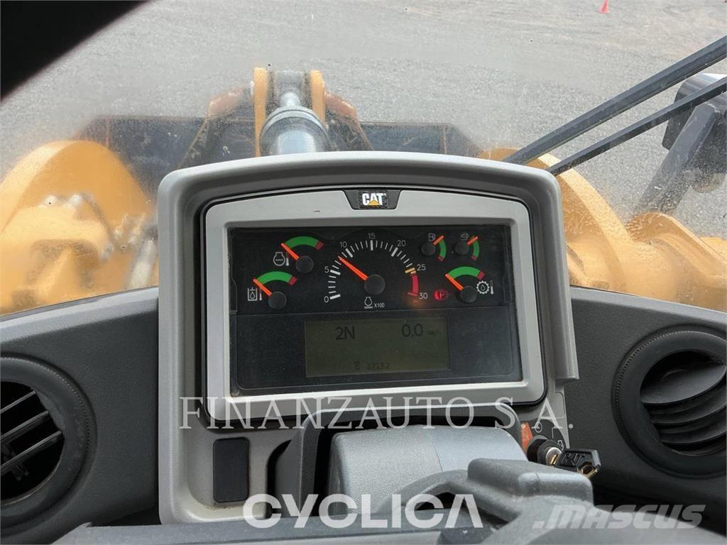 CAT 950M Pyöräkuormaajat