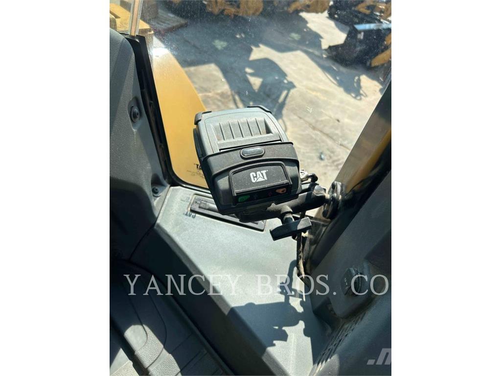 CAT 950M Pyöräkuormaajat