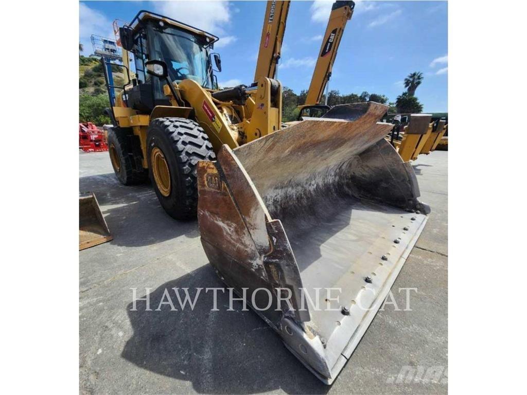 CAT 950M Pyöräkuormaajat