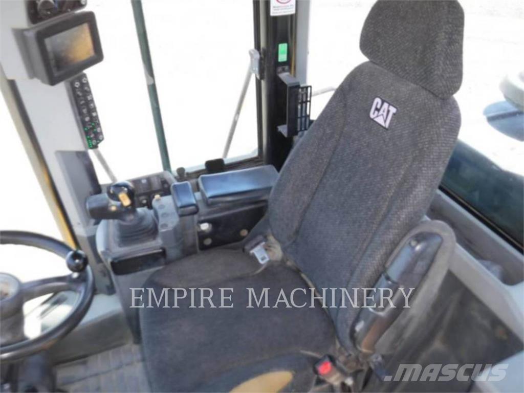 CAT 950M FC Pyöräkuormaajat