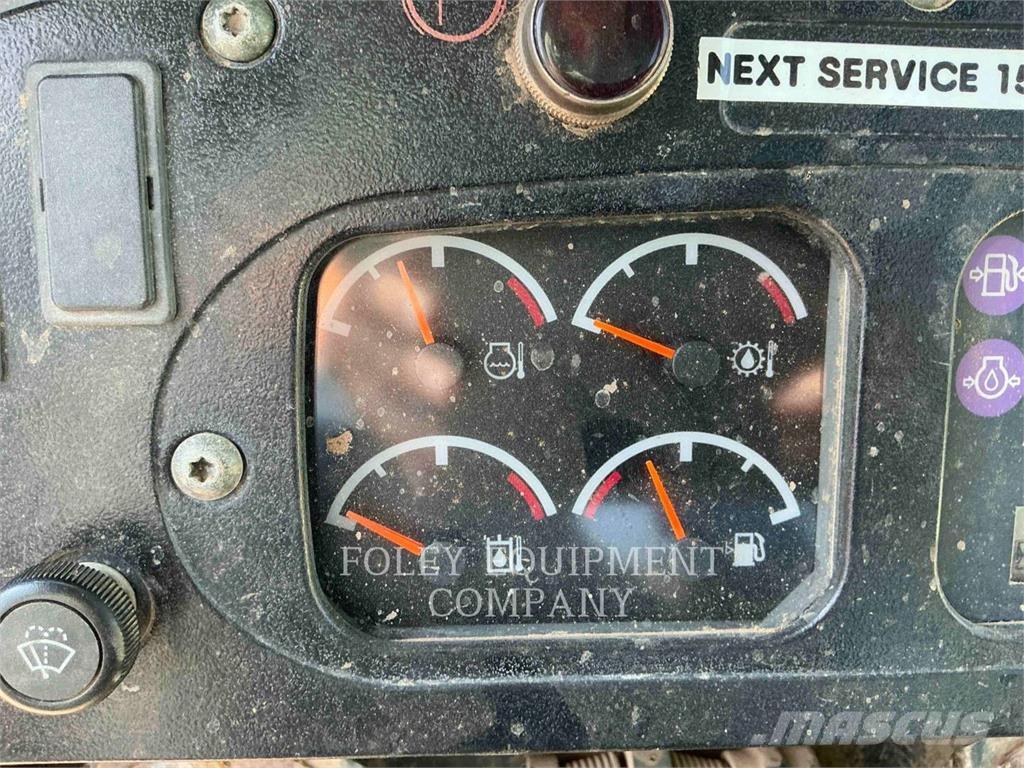 CAT 953C Telakuormaajat