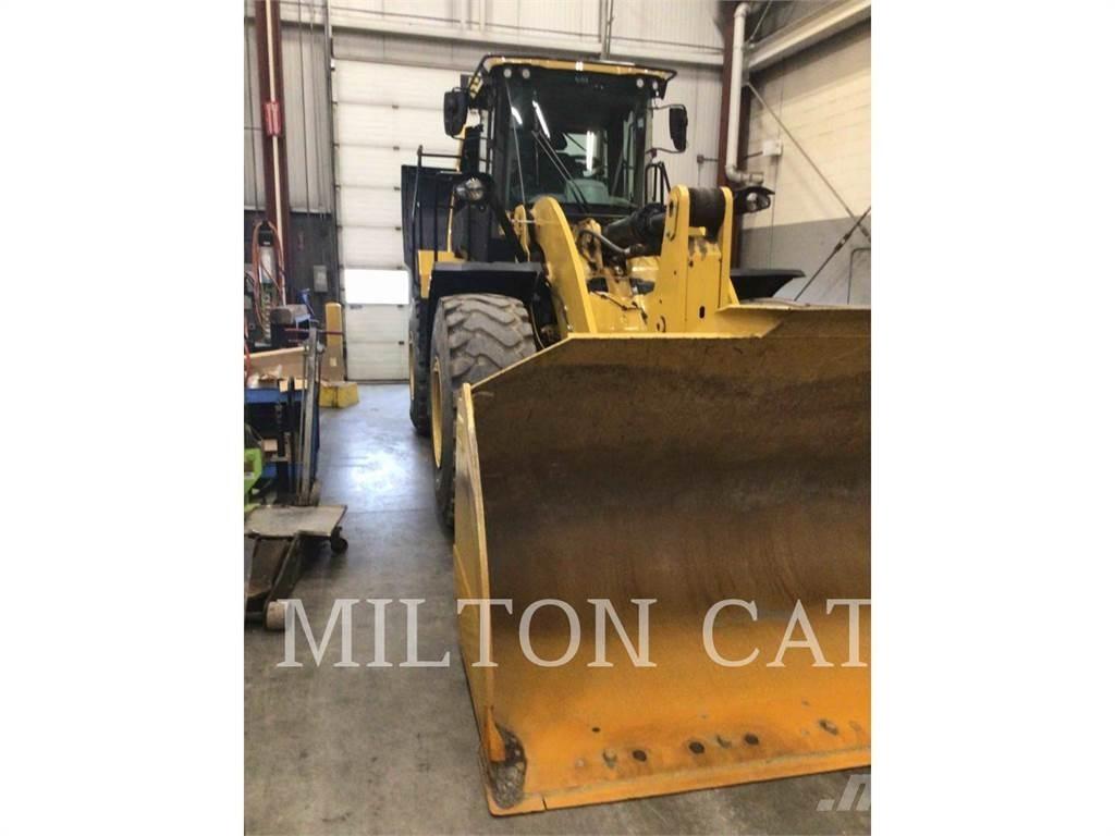 CAT 962M Pyöräkuormaajat