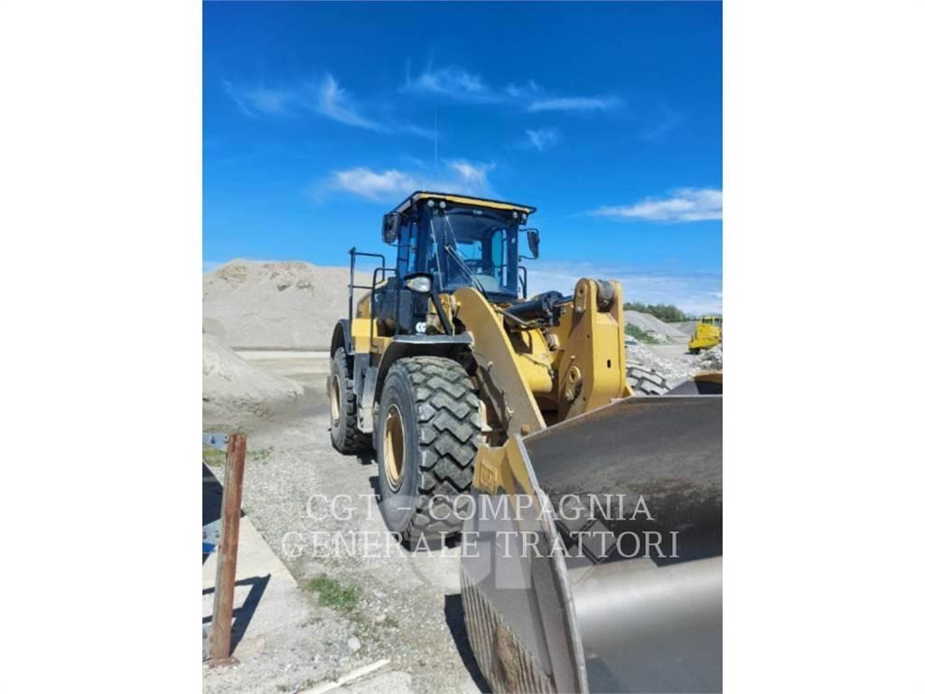 CAT 962M Pyöräkuormaajat