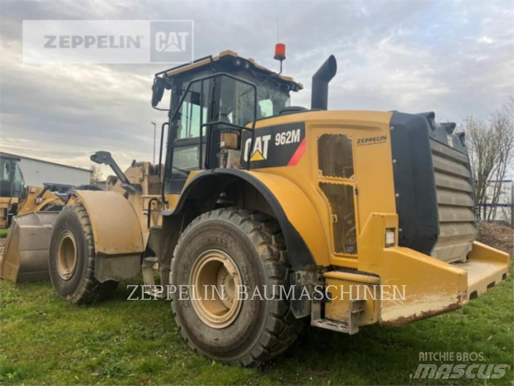 CAT 962M Pyöräkuormaajat