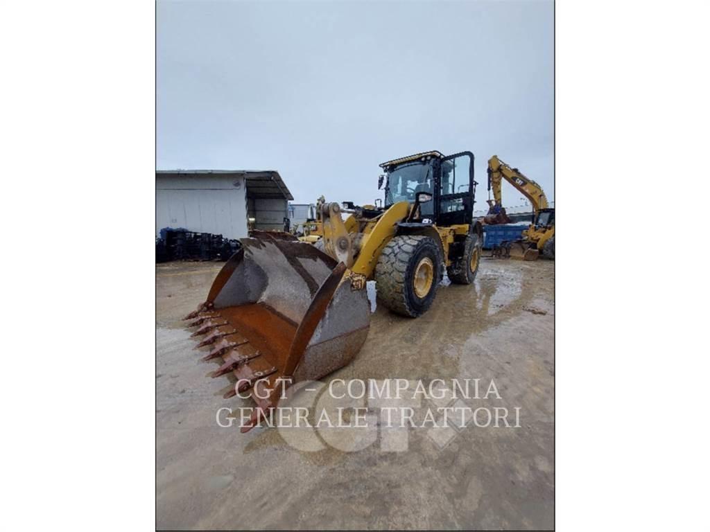 CAT 962M Pyöräkuormaajat