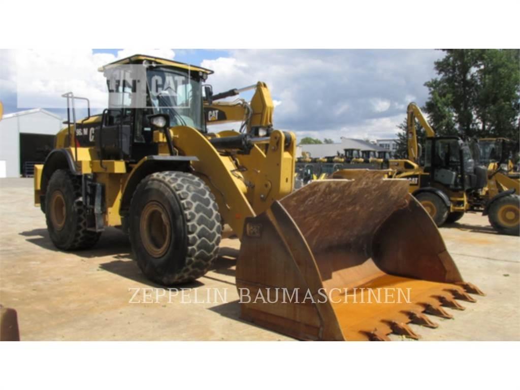 CAT 962M Pyöräkuormaajat