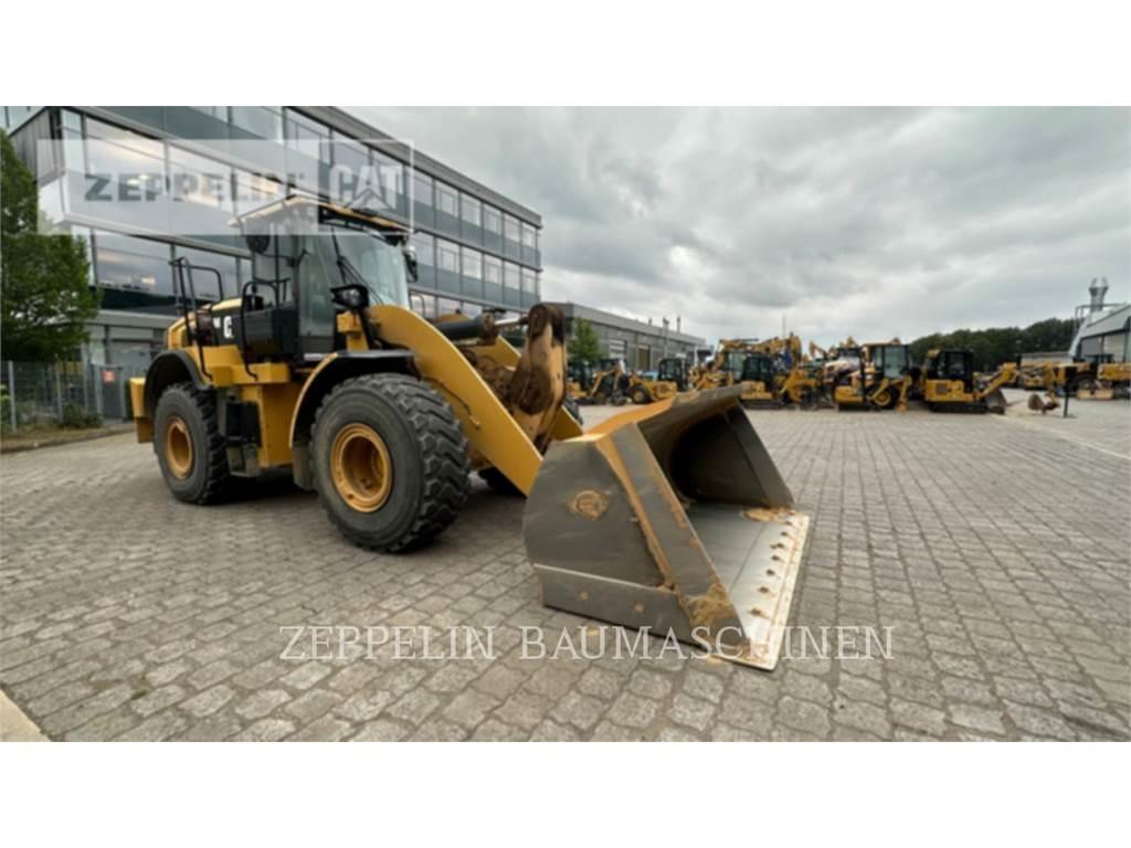 CAT 962M Pyöräkuormaajat