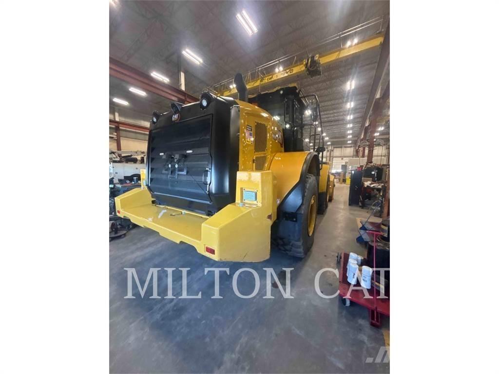 CAT 962M Pyöräkuormaajat