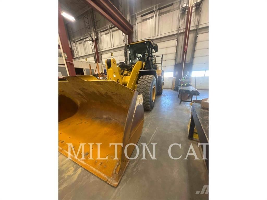 CAT 962M Pyöräkuormaajat