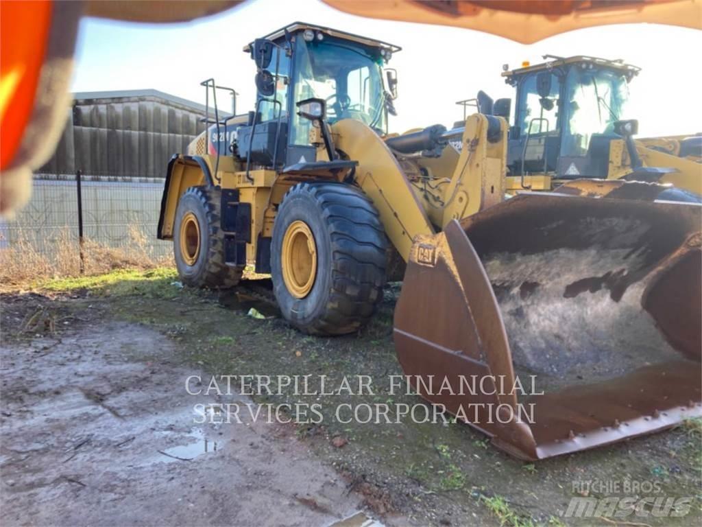CAT 962M Pyöräkuormaajat