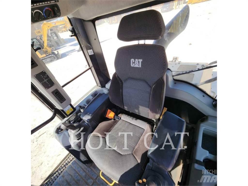 CAT 963 Telakuormaajat