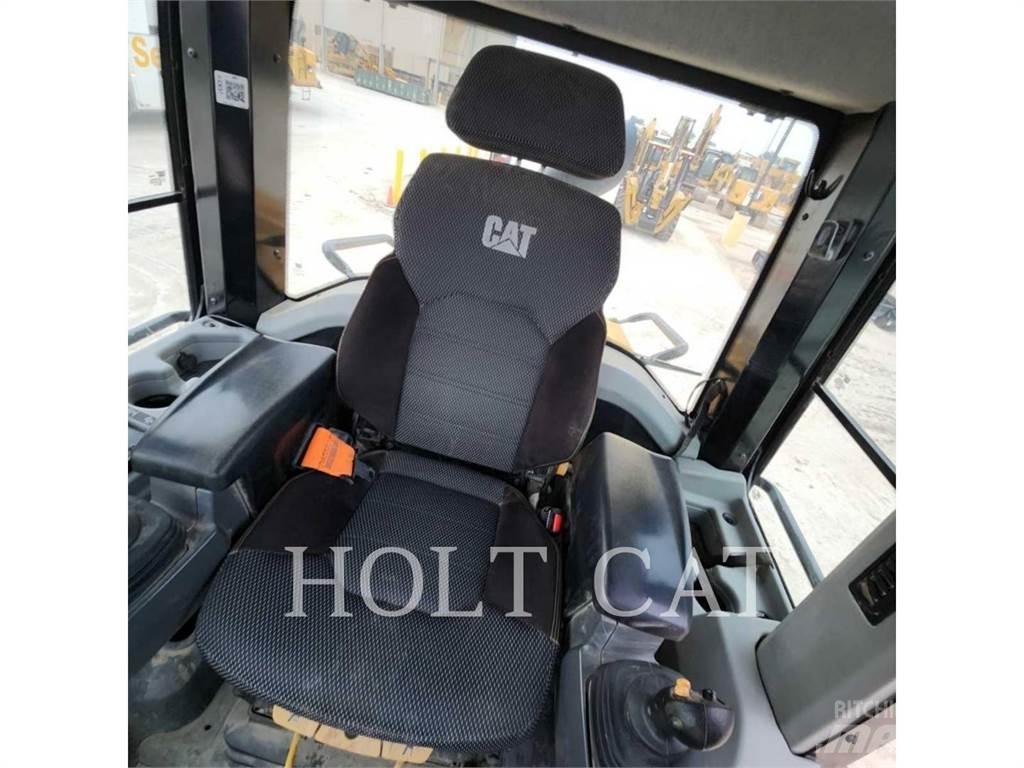 CAT 963 Telakuormaajat