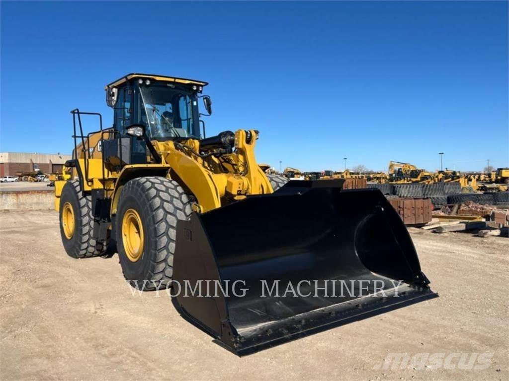CAT 966 Pyöräkuormaajat