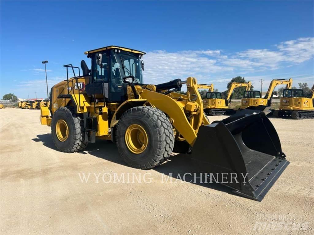 CAT 966 Pyöräkuormaajat