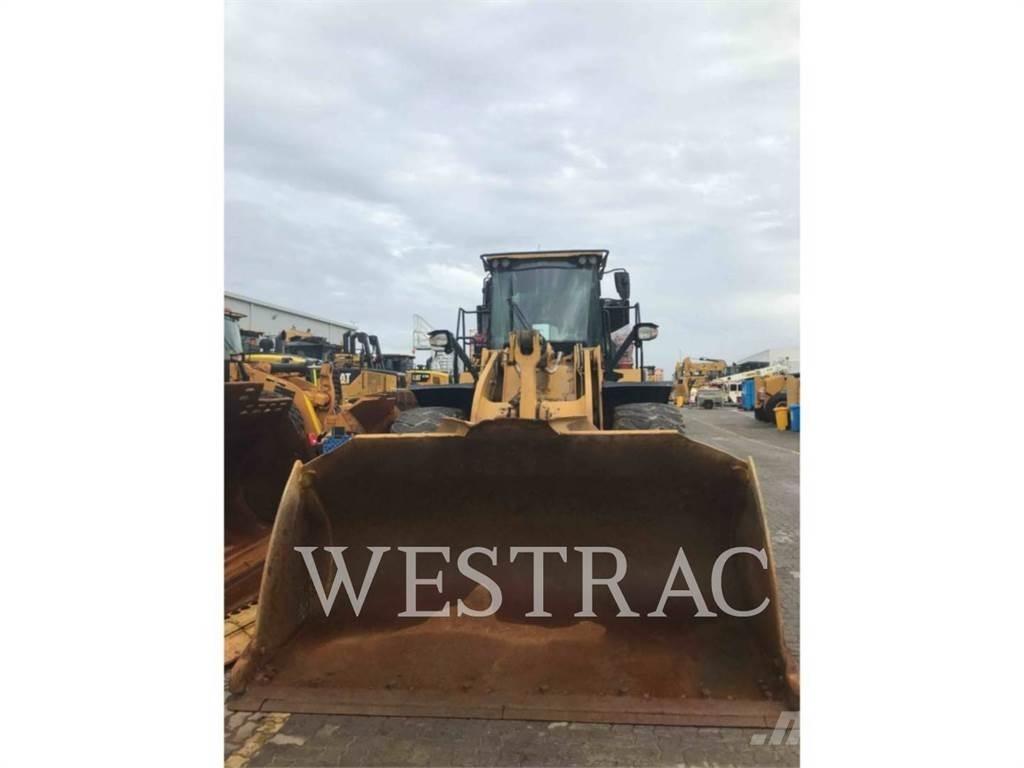 CAT 966 Pyöräkuormaajat
