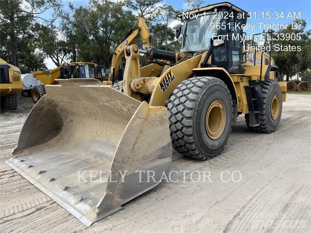 CAT 966 Pyöräkuormaajat