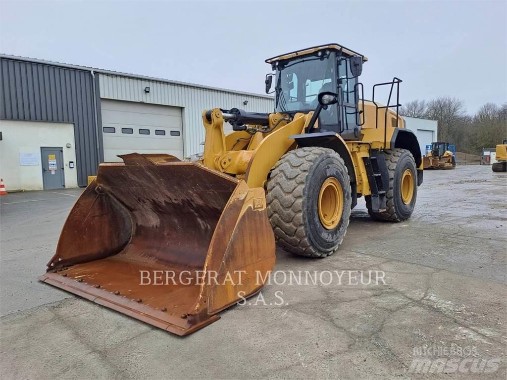 CAT 966 Pyöräkuormaajat