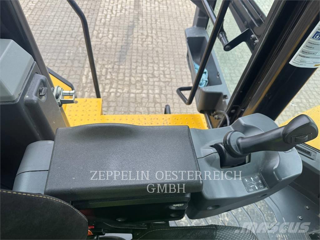 CAT 966-14 Pyöräkuormaajat