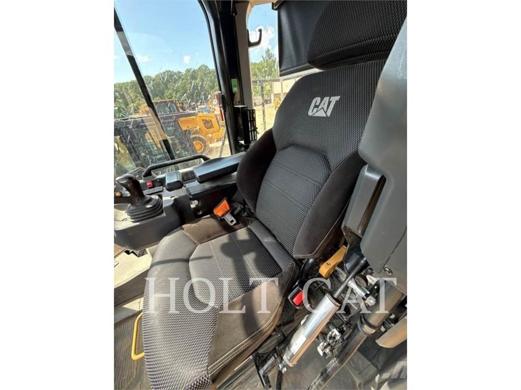 CAT 966 QC Pyöräkuormaajat