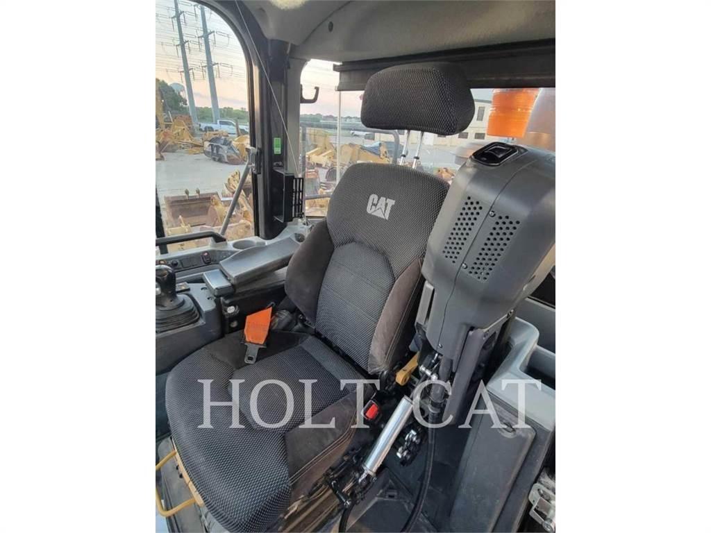 CAT 966 QC Pyöräkuormaajat