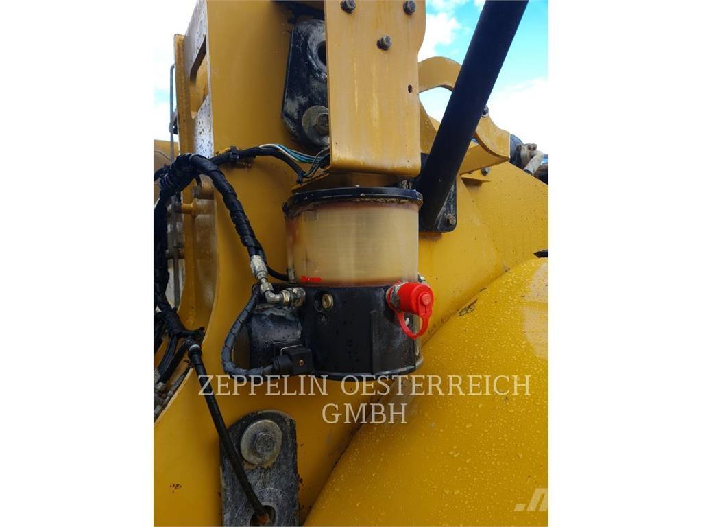 CAT 966K Pyöräkuormaajat