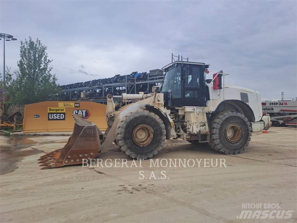 CAT 966M Pyöräkuormaajat