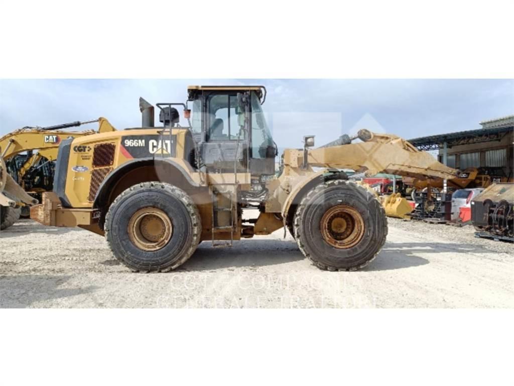 CAT 966M Pyöräkuormaajat
