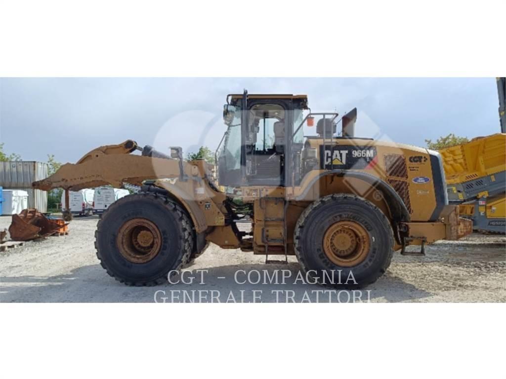 CAT 966M Pyöräkuormaajat
