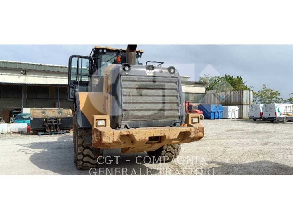 CAT 966M Pyöräkuormaajat
