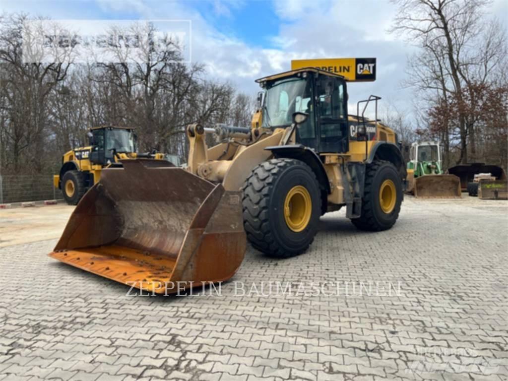CAT 966M Pyöräkuormaajat