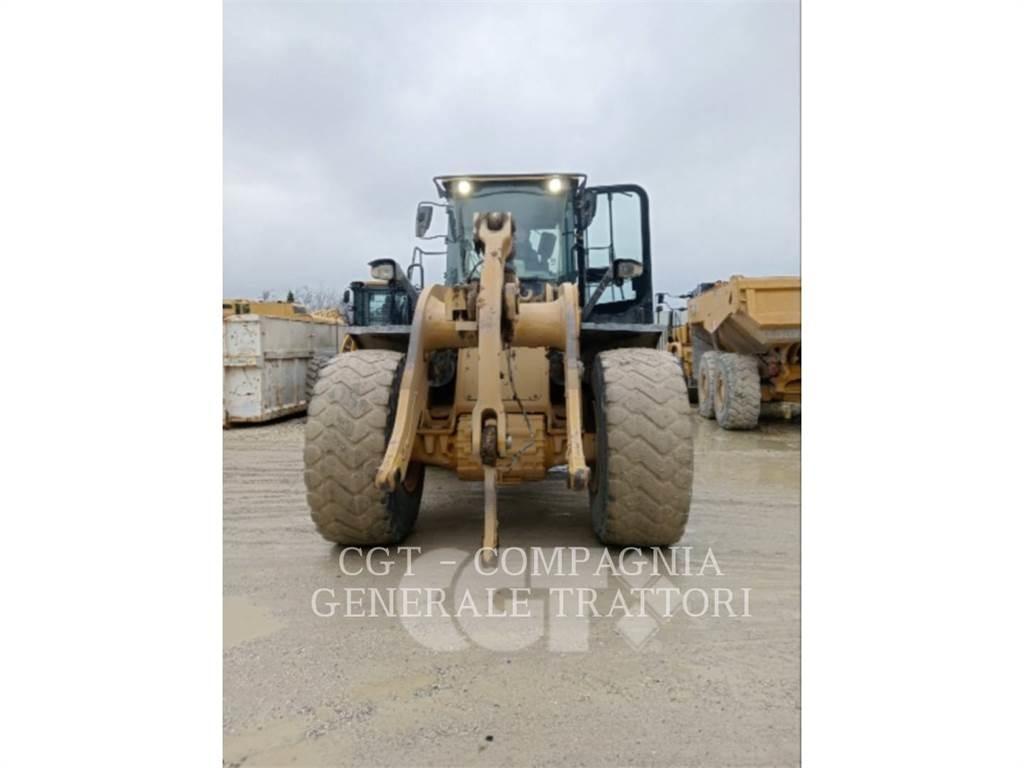 CAT 966M Pyöräkuormaajat