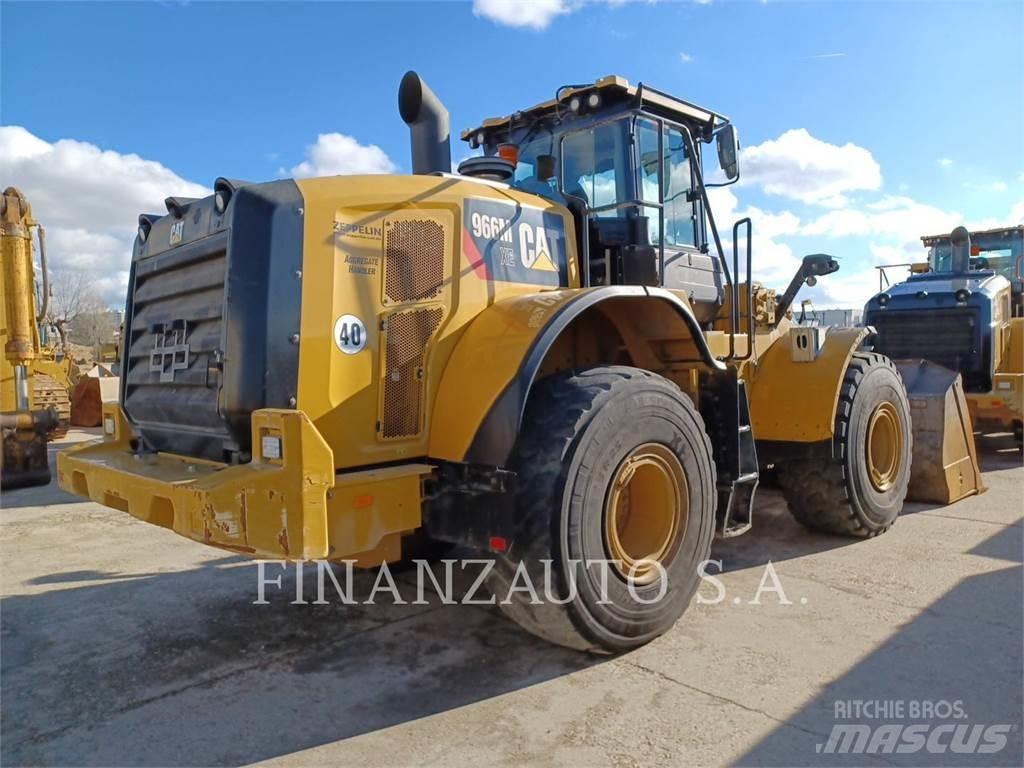 CAT 966M Pyöräkuormaajat