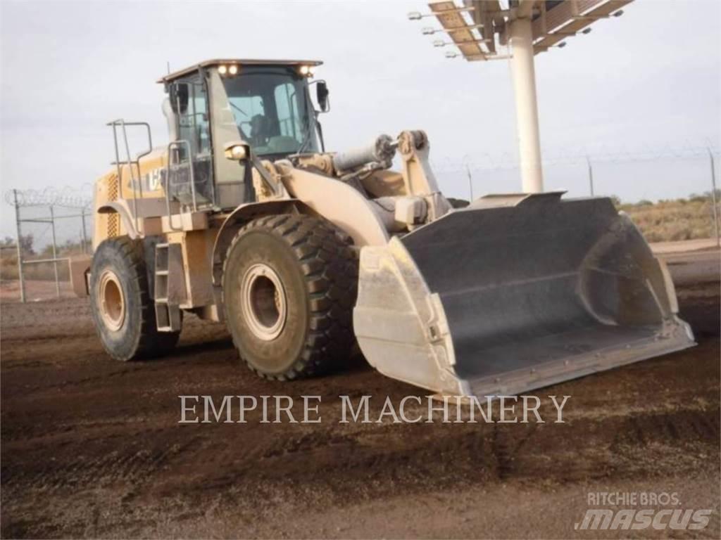CAT 966M Pyöräkuormaajat
