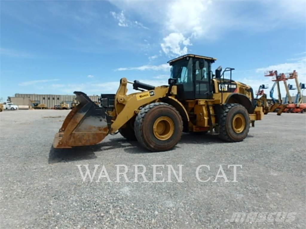 CAT 966M Pyöräkuormaajat
