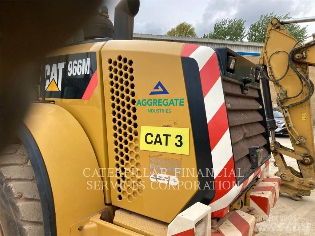 CAT 966M Pyöräkuormaajat