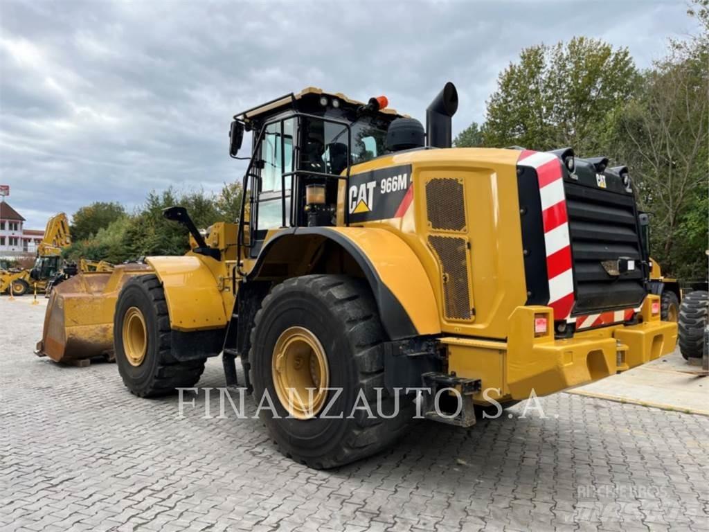 CAT 966M Pyöräkuormaajat