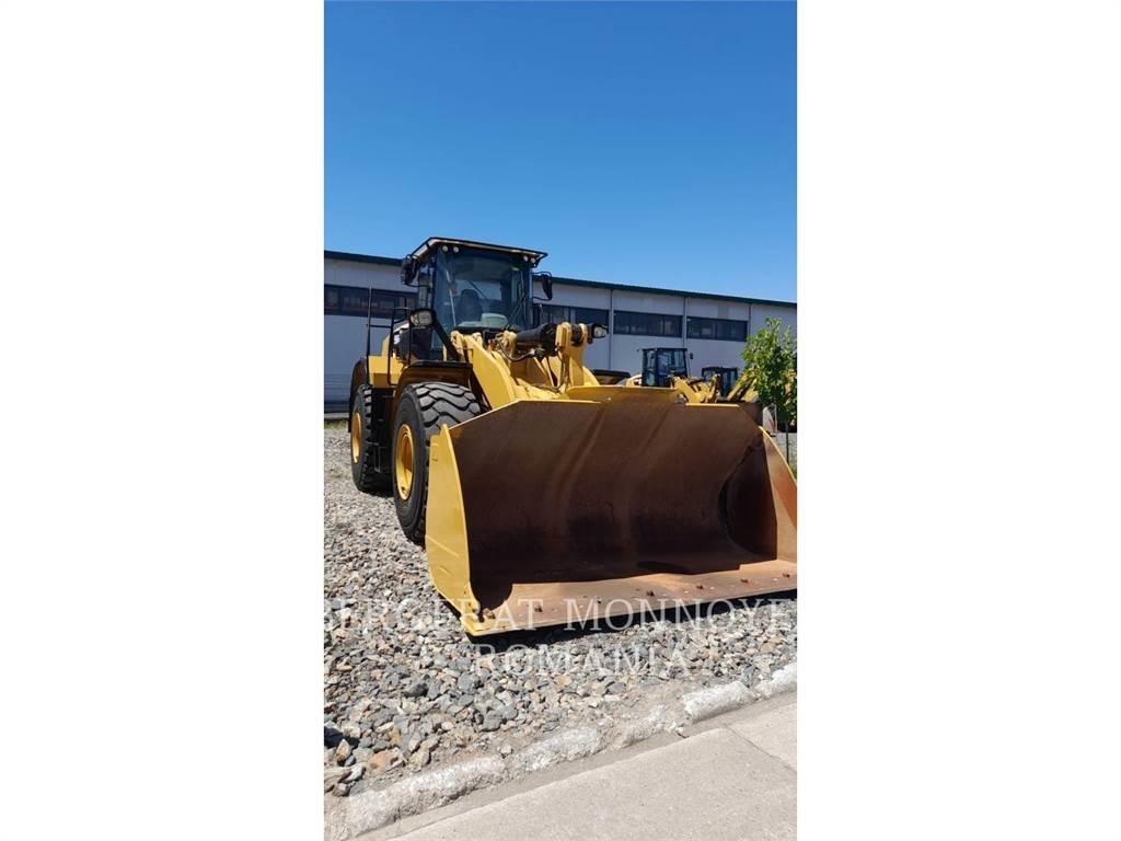 CAT 966M Pyöräkuormaajat