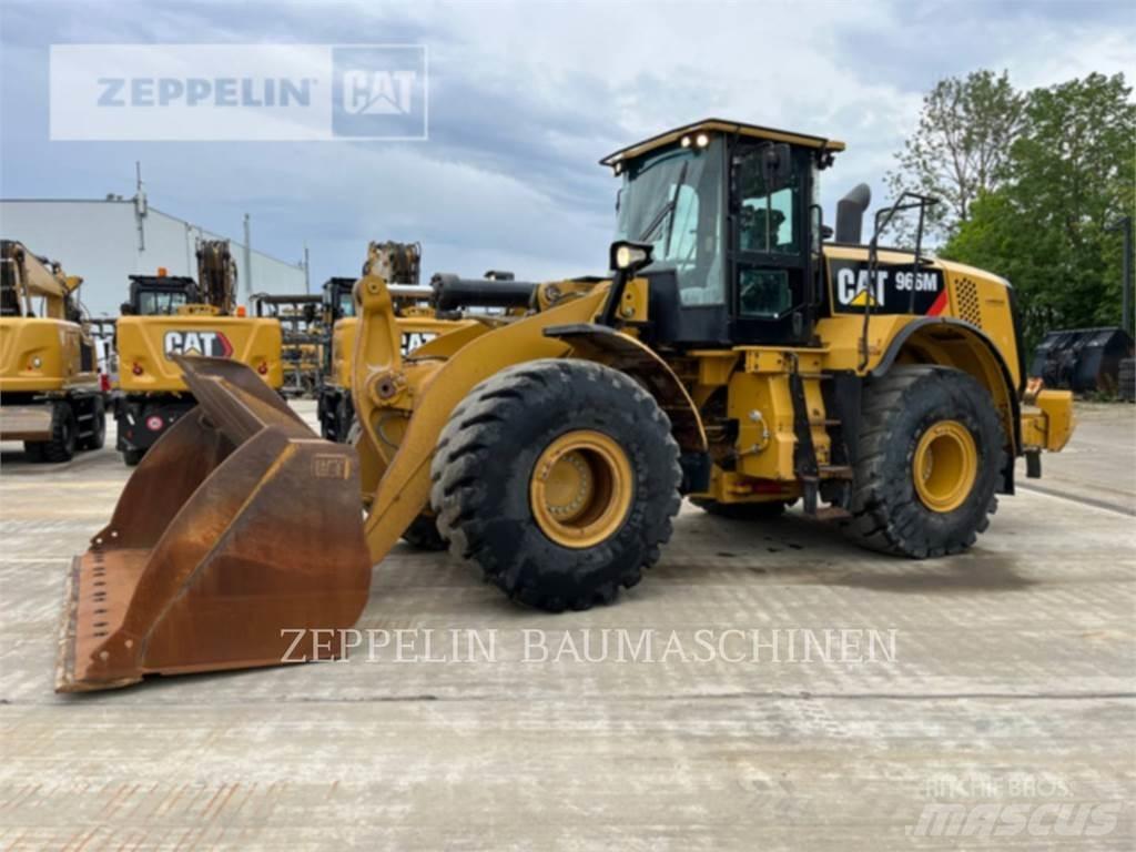 CAT 966M Pyöräkuormaajat